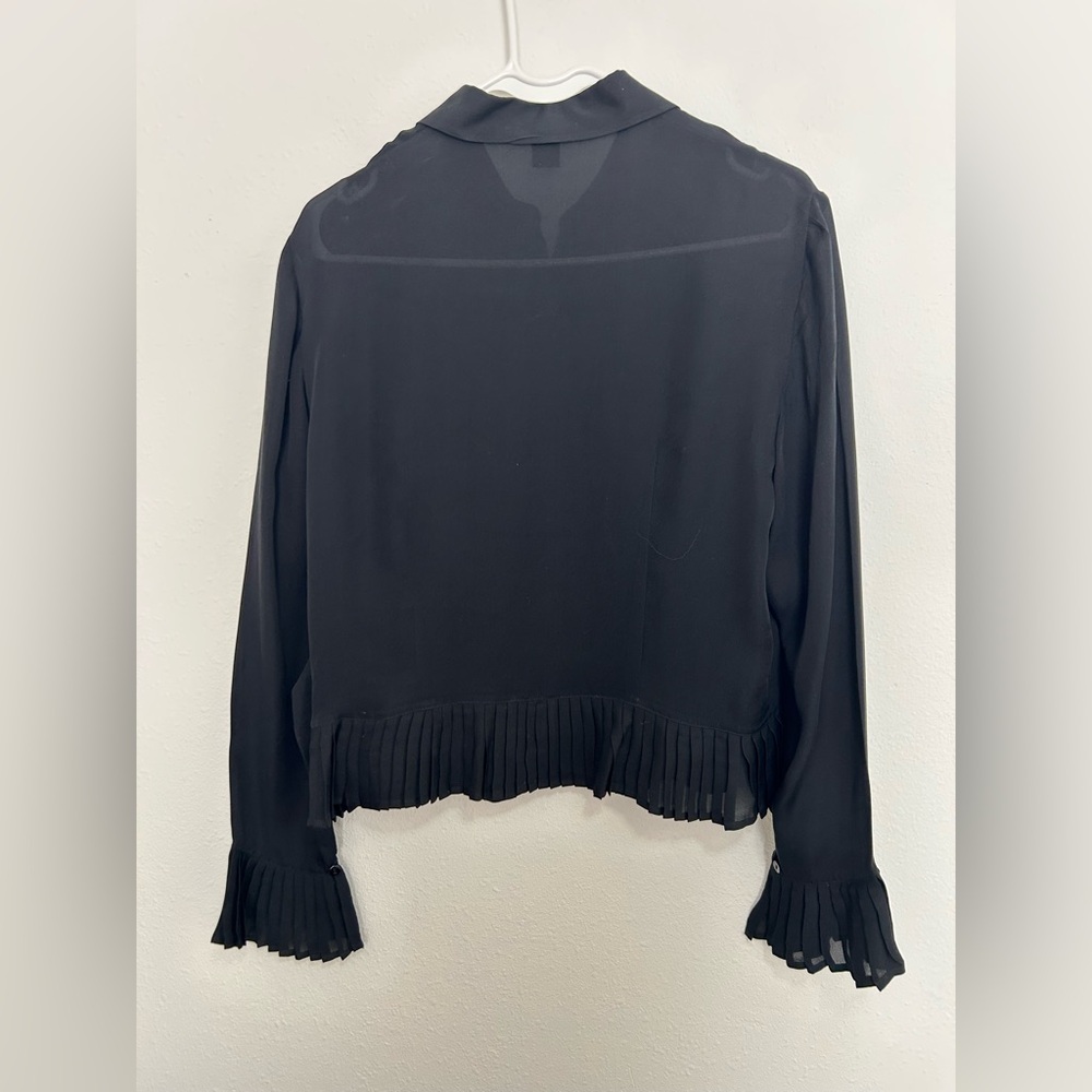 100% Silk Black Top - Picture 4 of 4